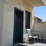 Aliko\'S Peaceful House, Close To Bus Terminal